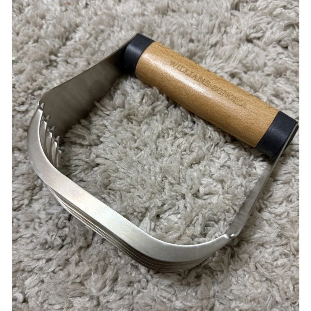 Williams Sonoma Classic Pastry Blender